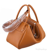 Lindy 26 Gold Taurillon Clemence