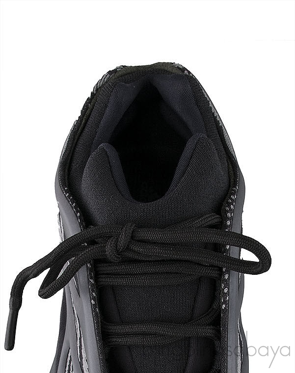 Yeezy 700 V3 Alvah