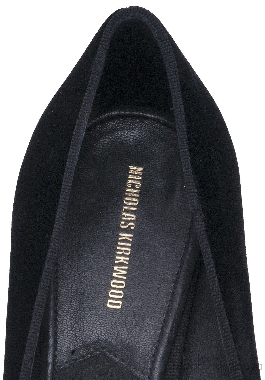 Eye Pointed Toe Velvet Flat