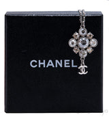 Flower Pendant Necklace
