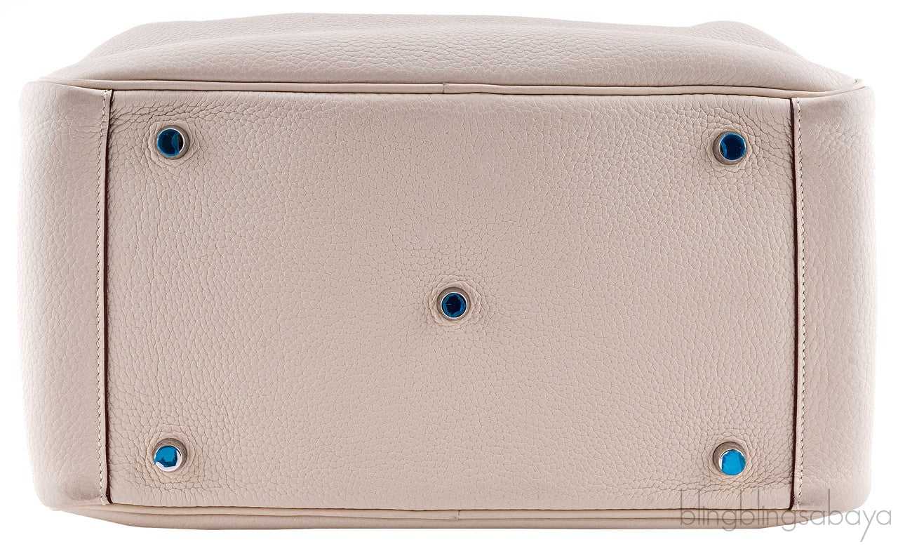 Lindy Beige Togo