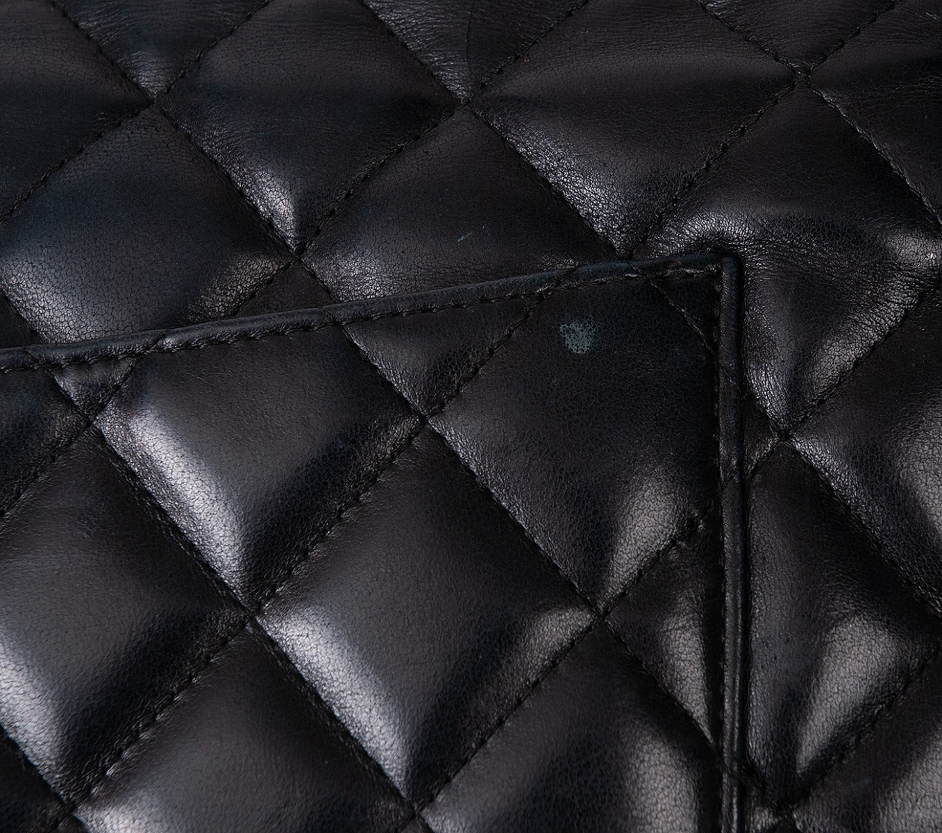 Black Quilted Vintage Jumbo Flap Bag GHW