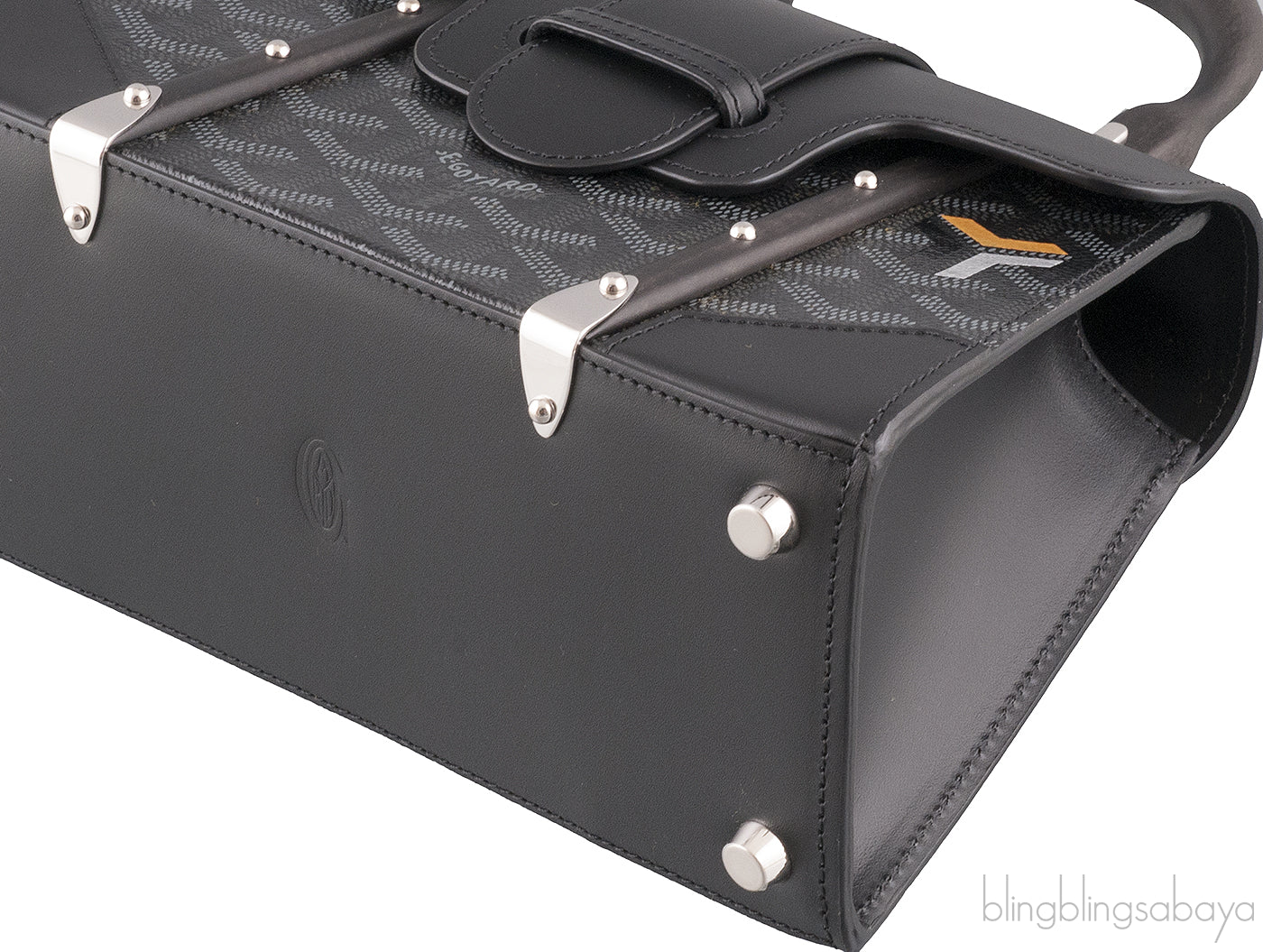 Mini Saigon Jet Black