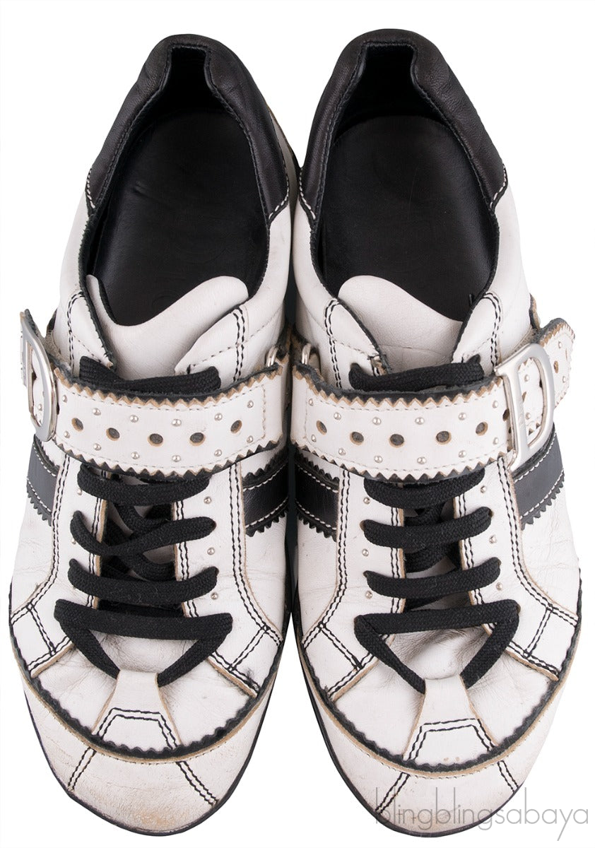 Low Top D-Logo Sneakers