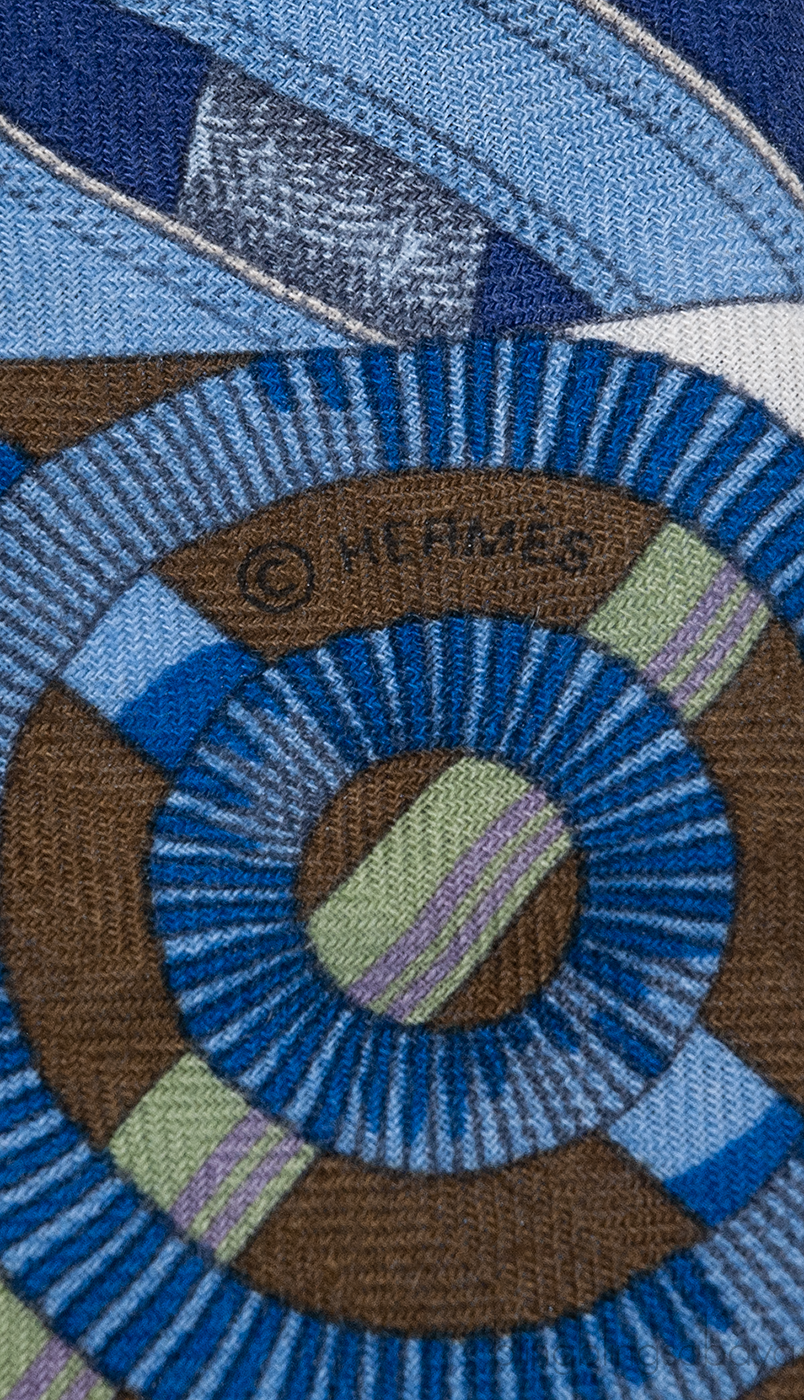 Hermes Cavald\'or Losange Cashmere