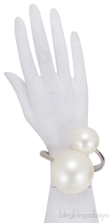 Giant Pearl Bracelet