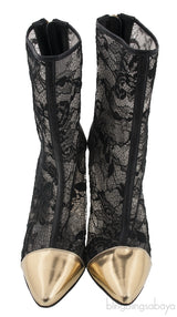 Lace Pointed-toe Boots