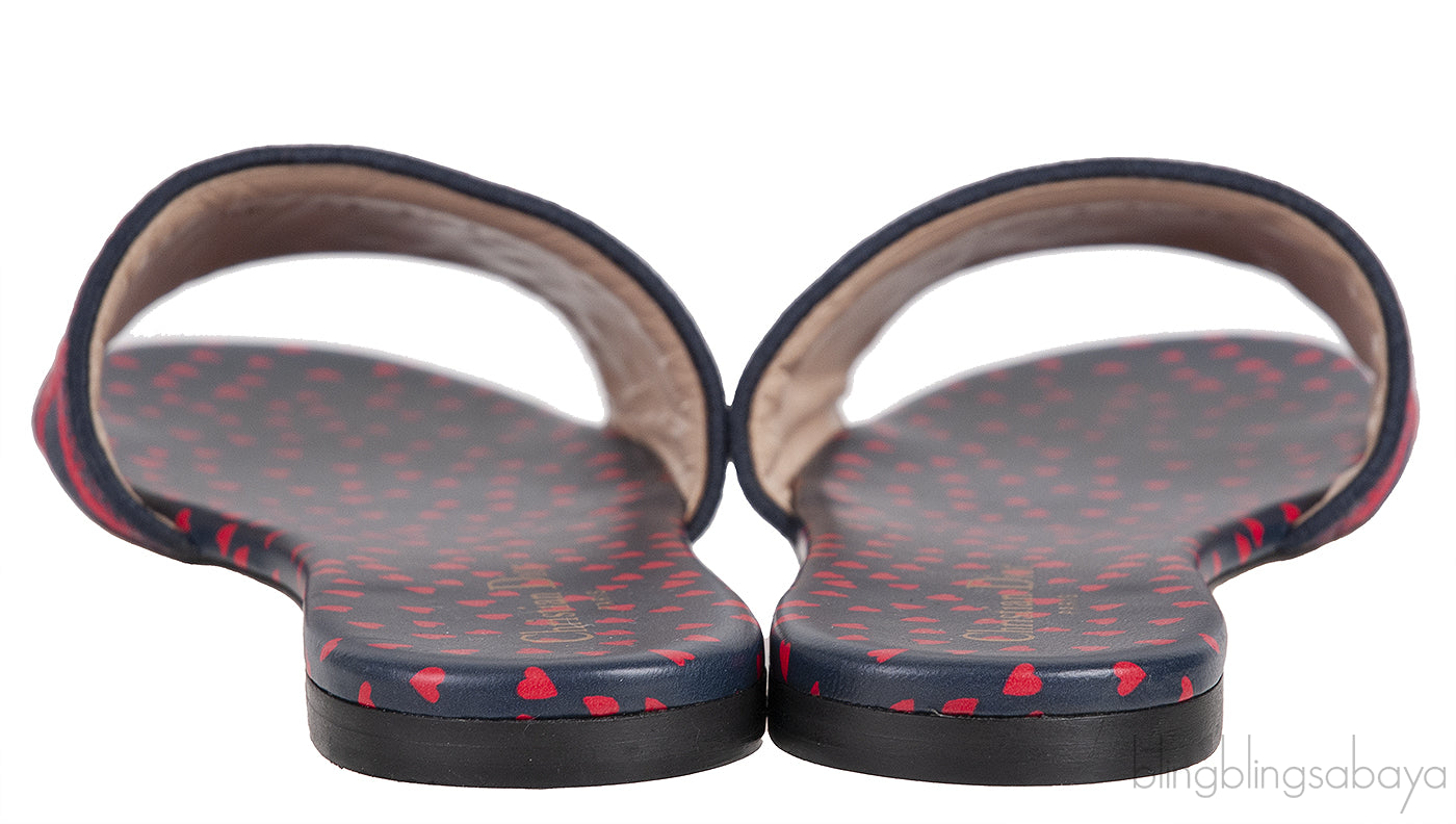 Dway Slide Navy Red Embroidered Slides