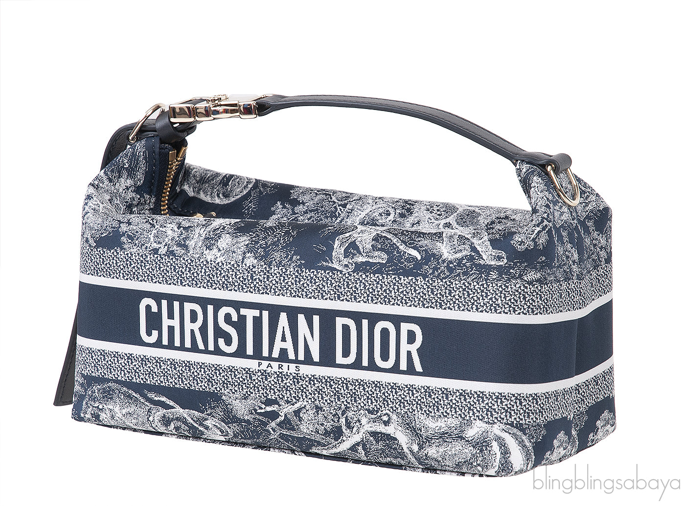 Medium DiorTravel Nomad Pouch