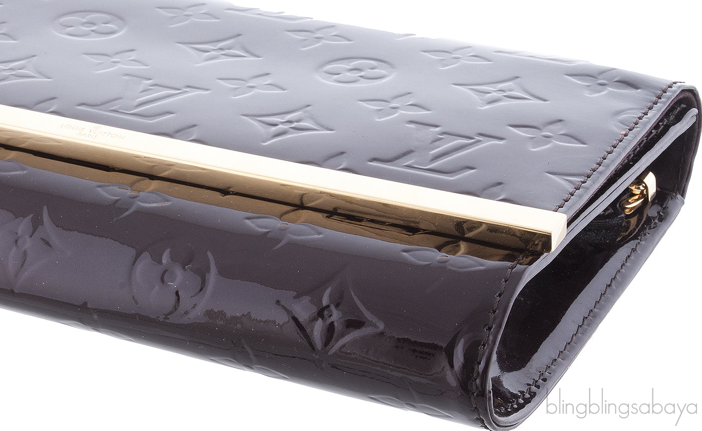 Ana Vernis Monogram Chain Clutch