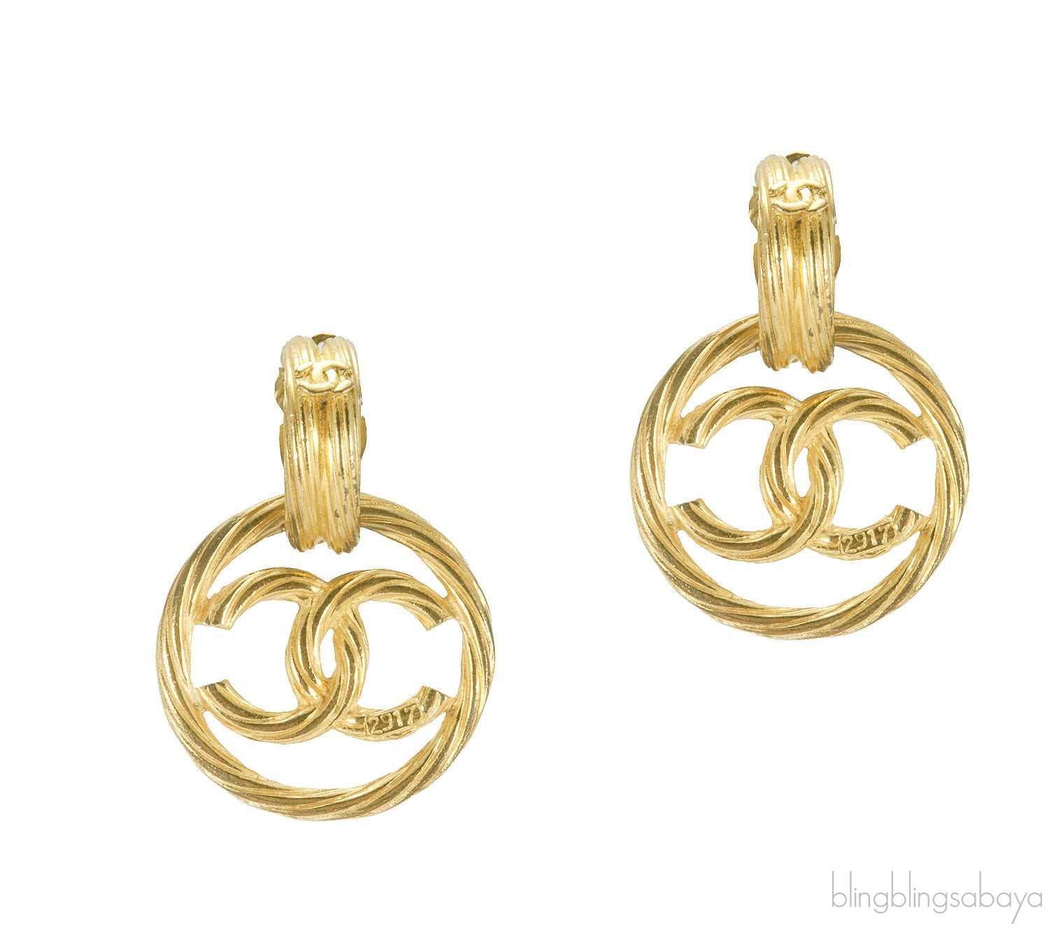 CC Vintage Round Dangling Earrings