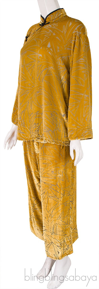 Harlow Leaf Velvet Pajama Set
