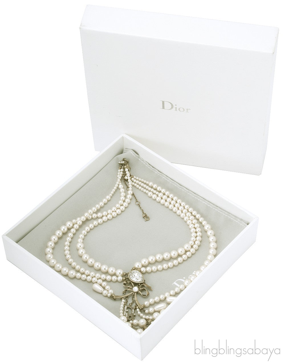 Bow Faux Pearl Necklace