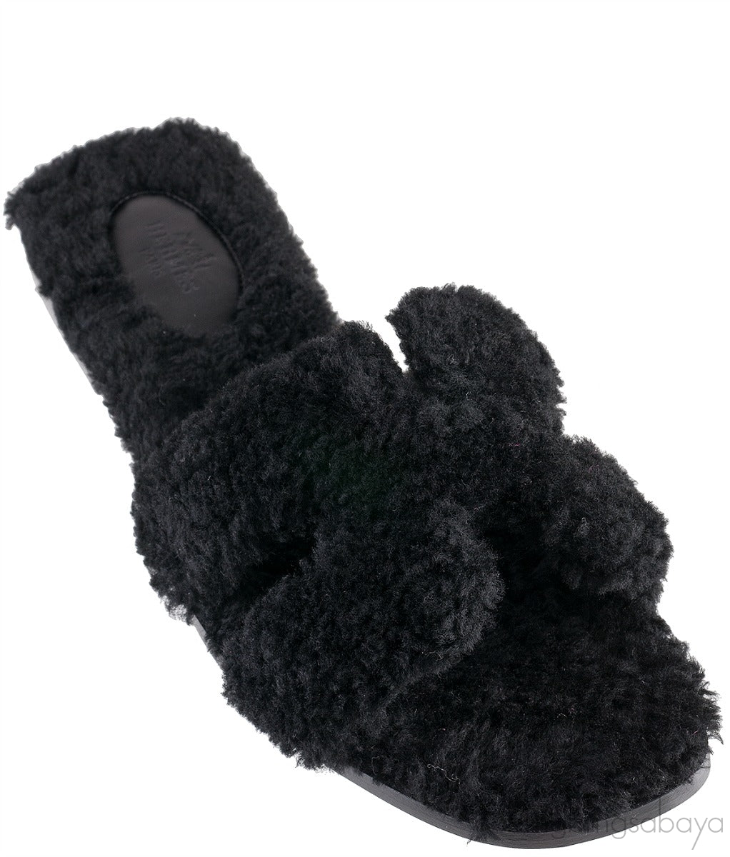 Oran Teddy Bear Black Sandals
