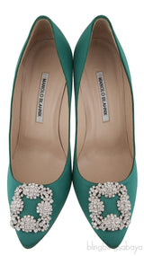 Emerald Hangisi Satin Jeweled Pump