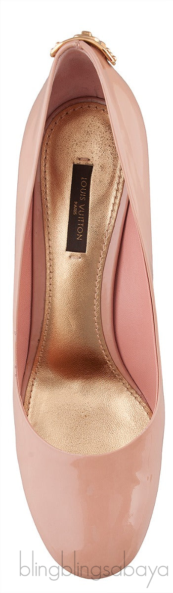 Beige Rose Round Toe Pumps
