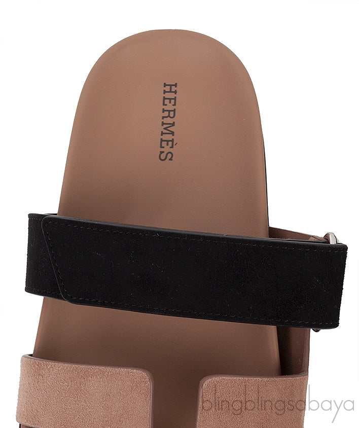 Chypre Rose Perle and Black Suede Sandals
