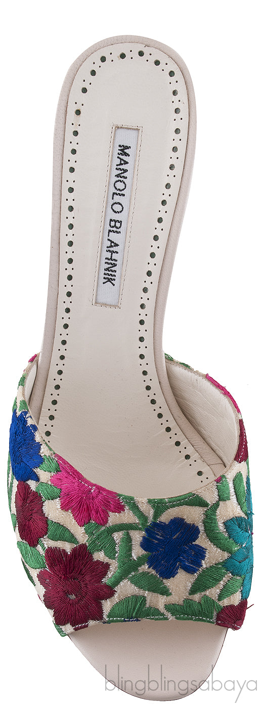 White Flower Embroidered Sandals