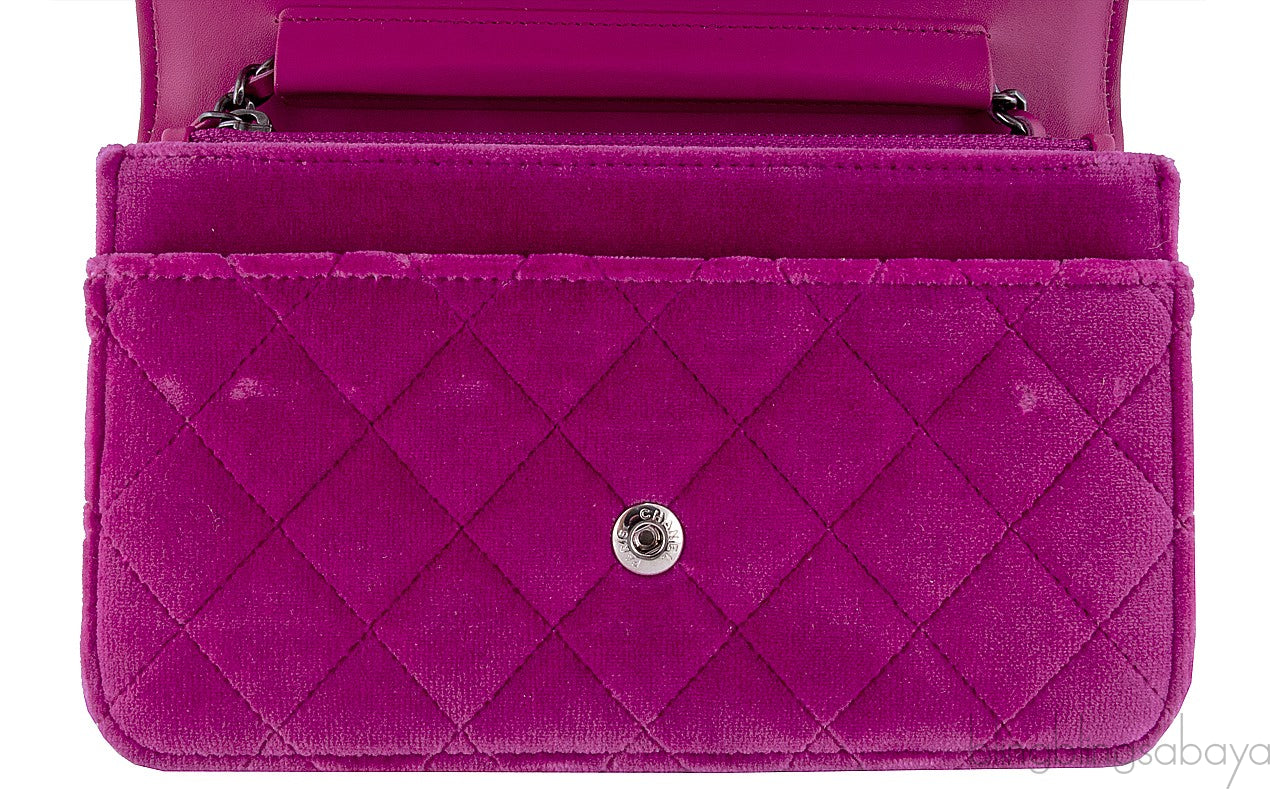 Pink Le Boy Wallet in Chain
