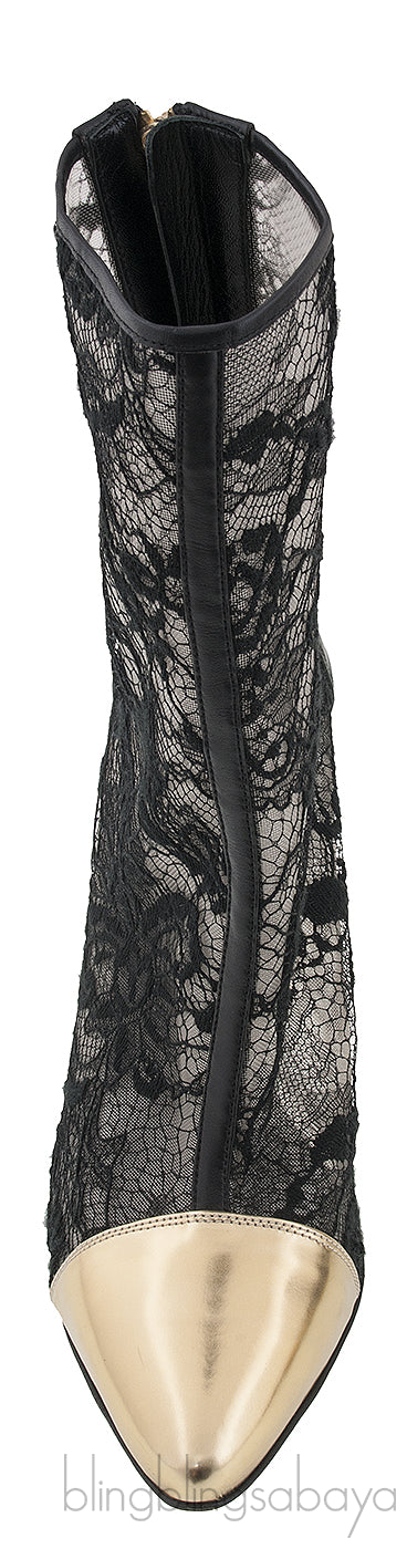 Lace Pointed-toe Boots