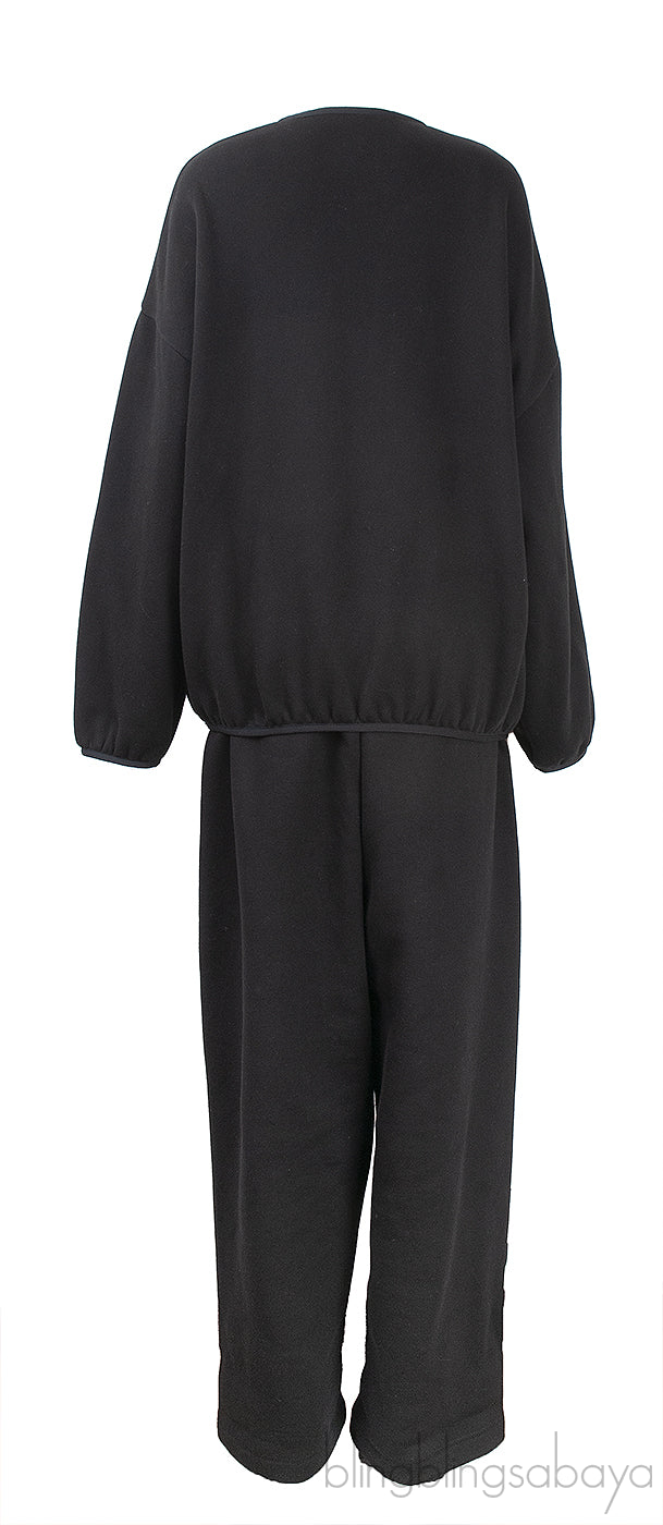 Black Sweatshirt and Baggy Pants