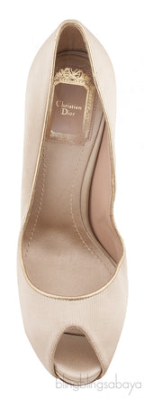 Vintage Beige Heels