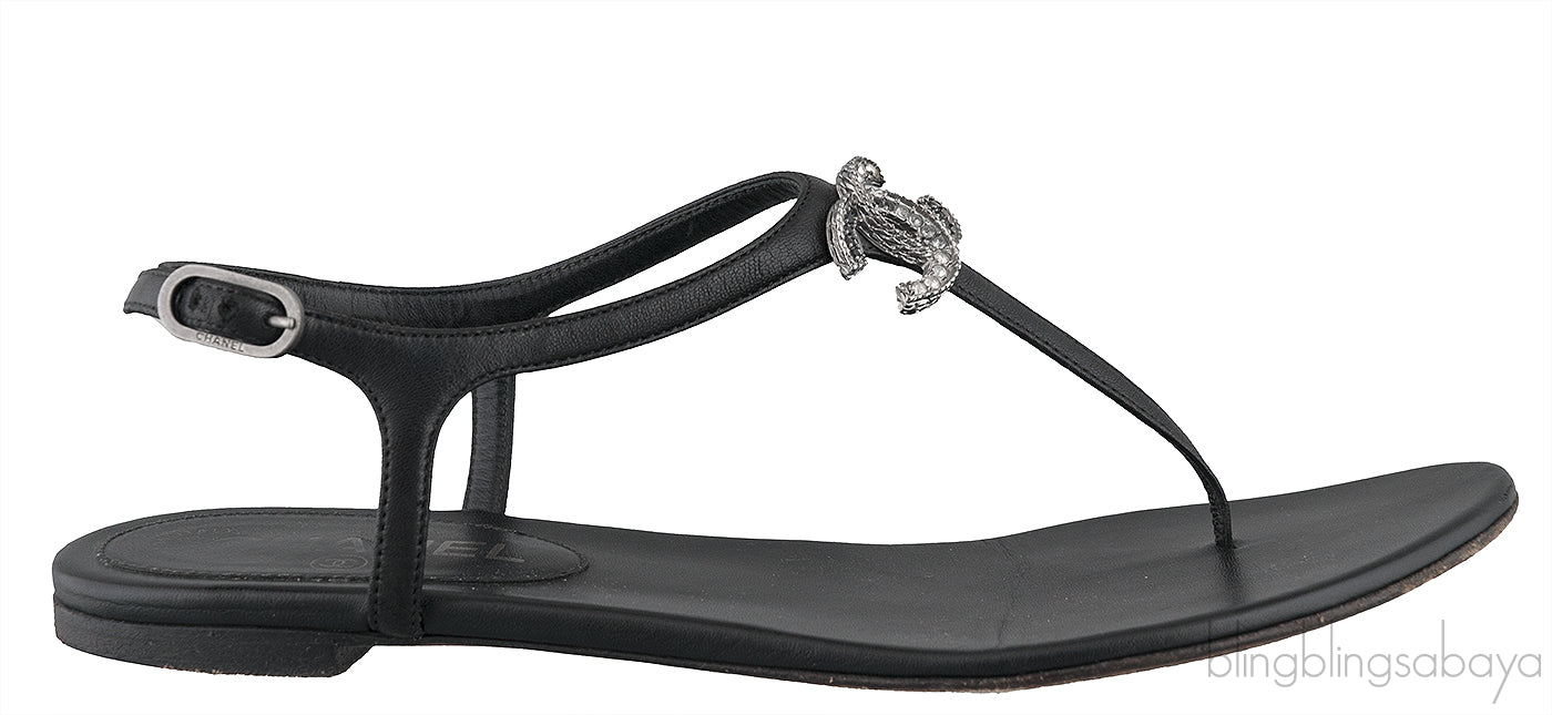 Black T-strap Thong CC Sandals