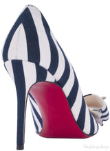 Just Soon 85 Striped Canvas Pump