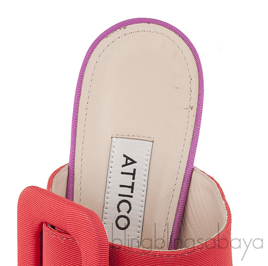 Bi-color Large Buckle Mule