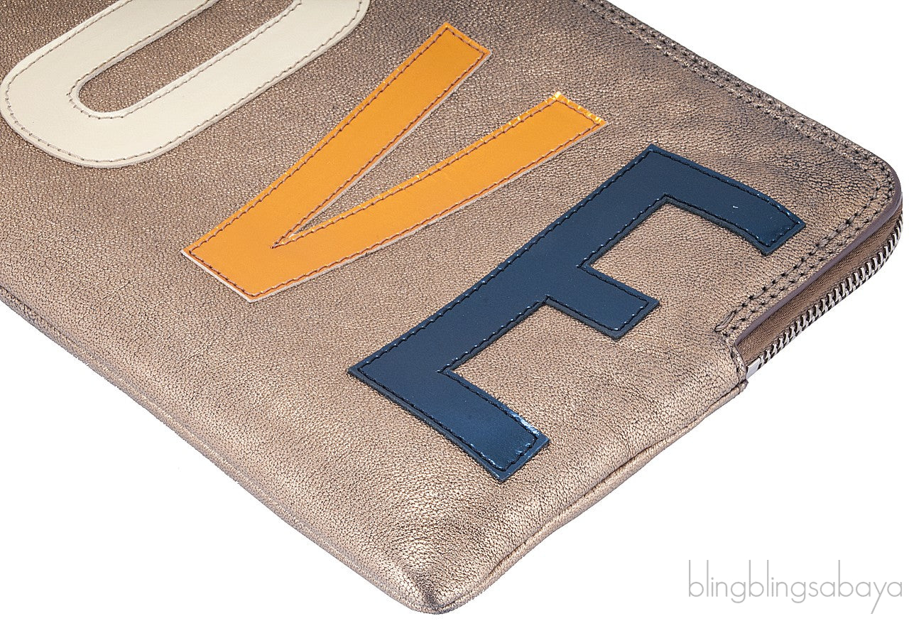 Zip \"LOVE\" Clutch