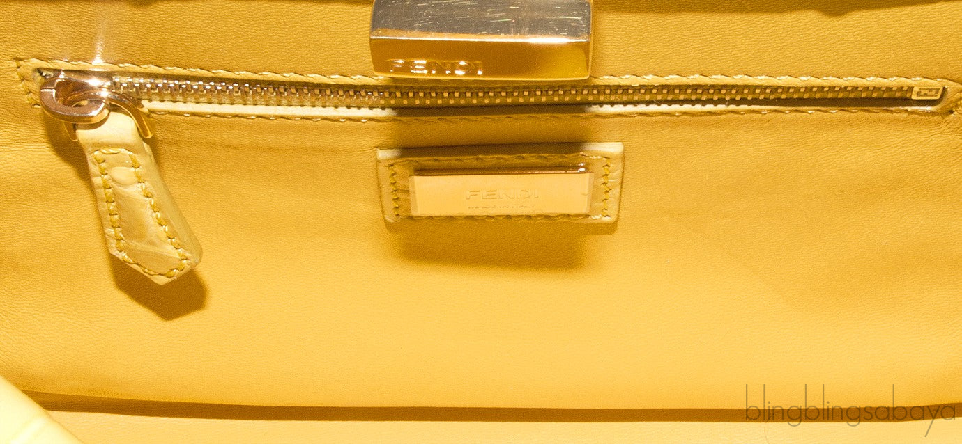 Mini Yellow Crocodile Peekaboo