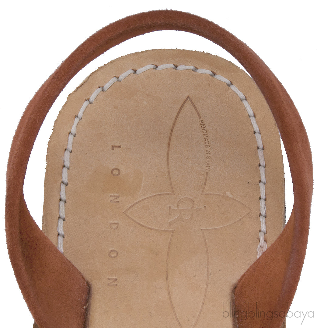 Croc Embossed Avarcas Sandals