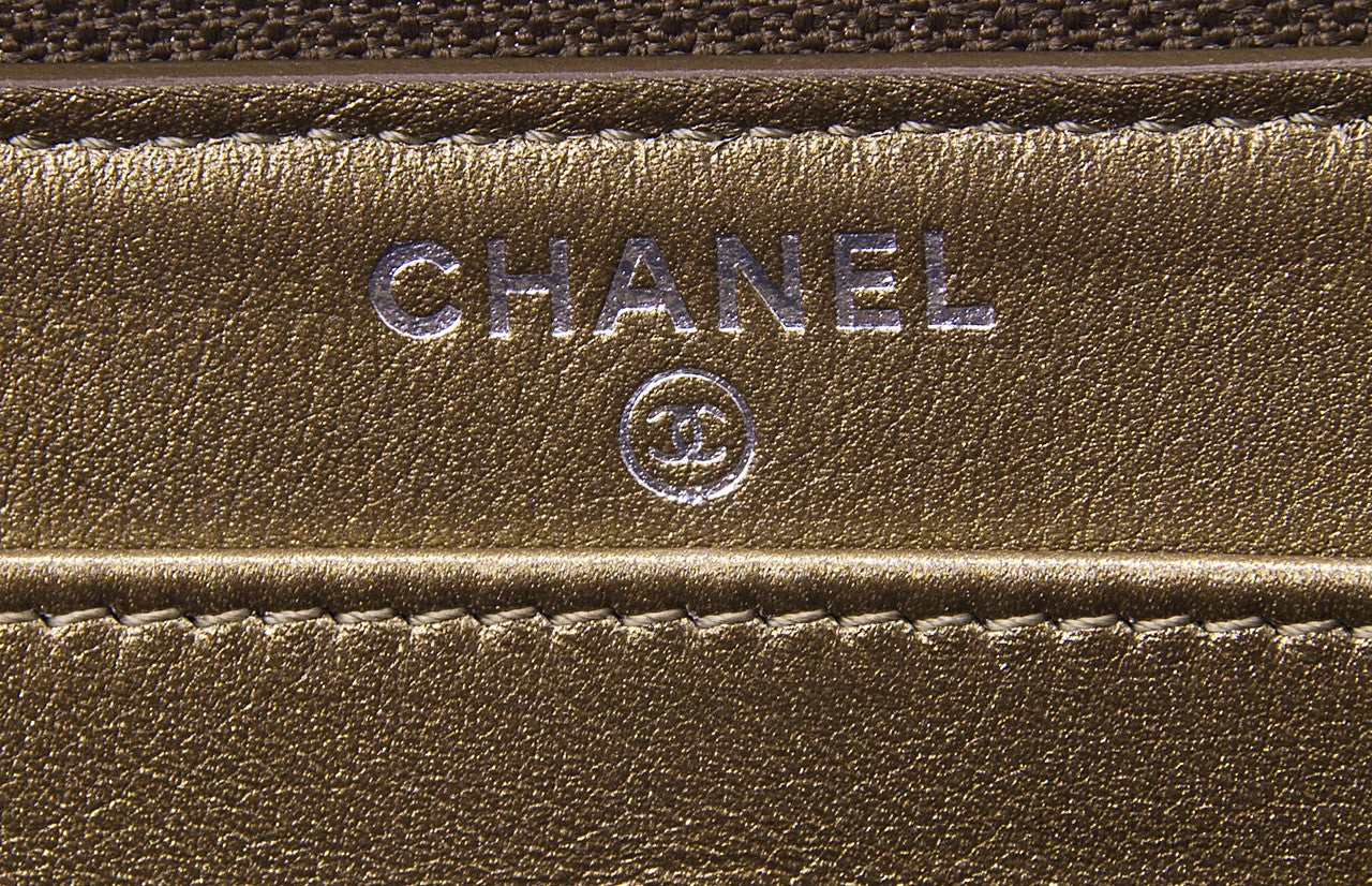 Caviar CC Zip Wallet
