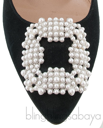 Black Hangisi Suede Pearl Pump