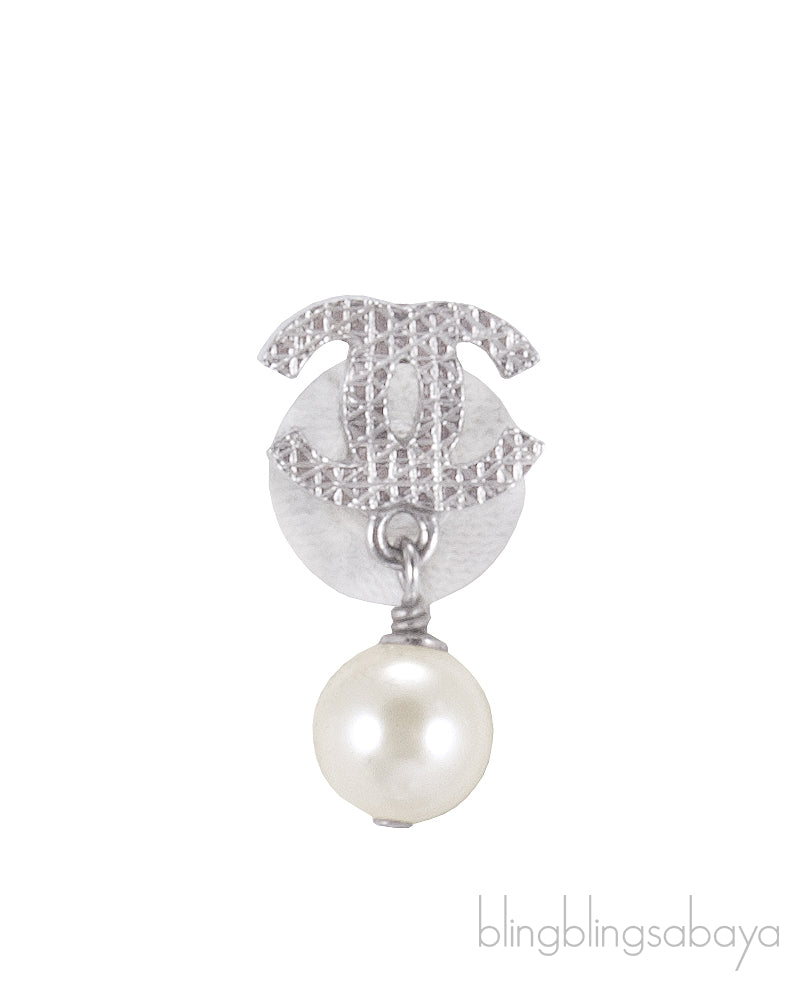 CC Quilt Pearl Dropped Earrings