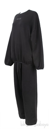 Black Sweatshirt and Baggy Pants