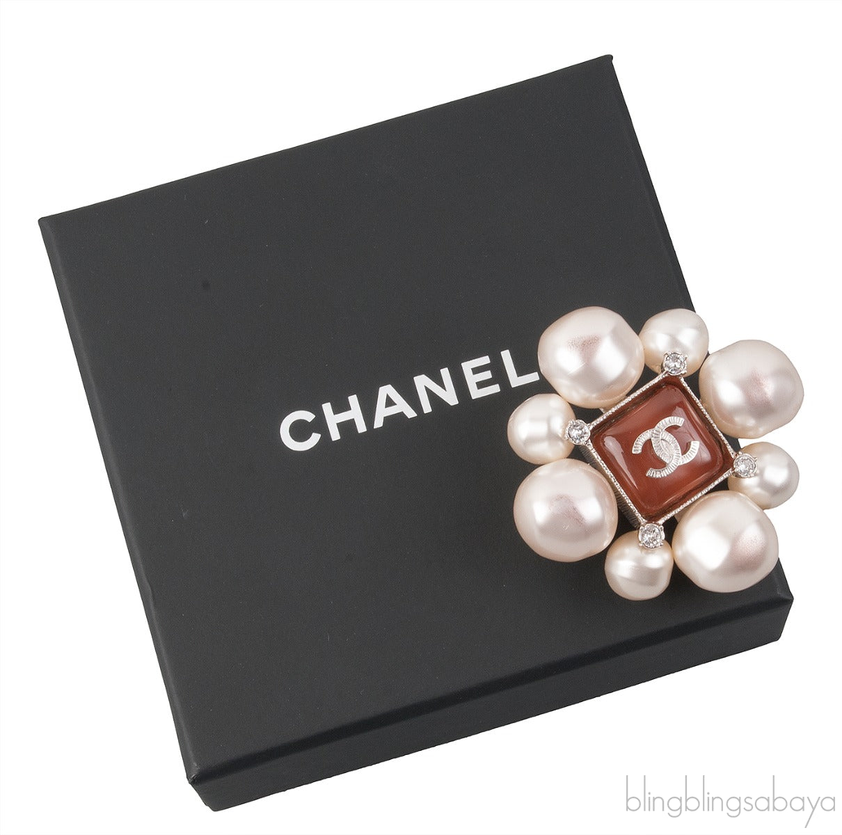 Pearl CC Brooch
