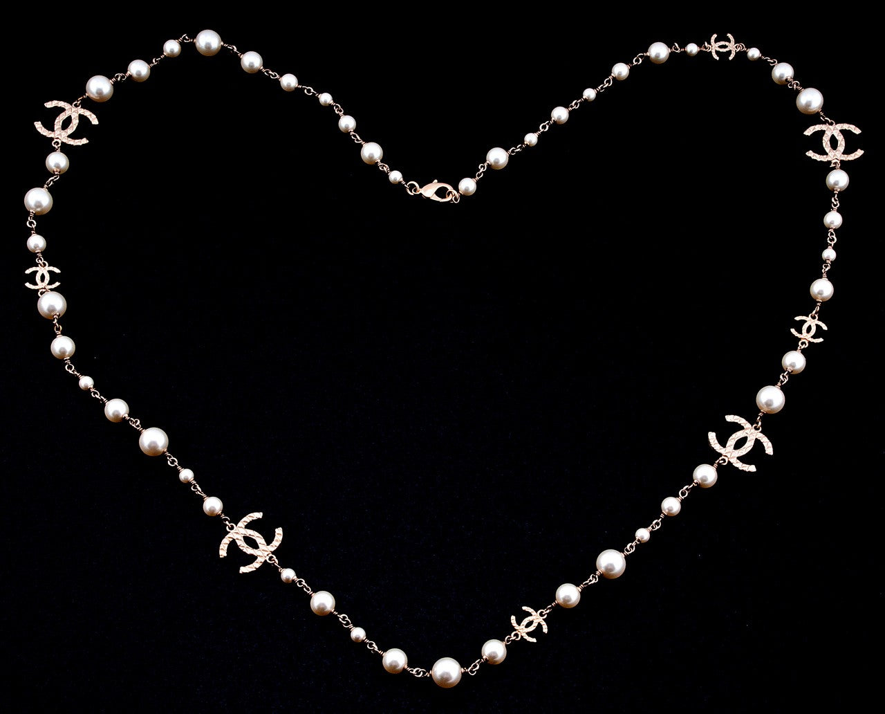 Gold CC Logo Pearl Necklace