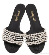 Black / Ivory Pearl Flat Mule