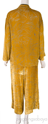 Harlow Leaf Velvet Pajama Set