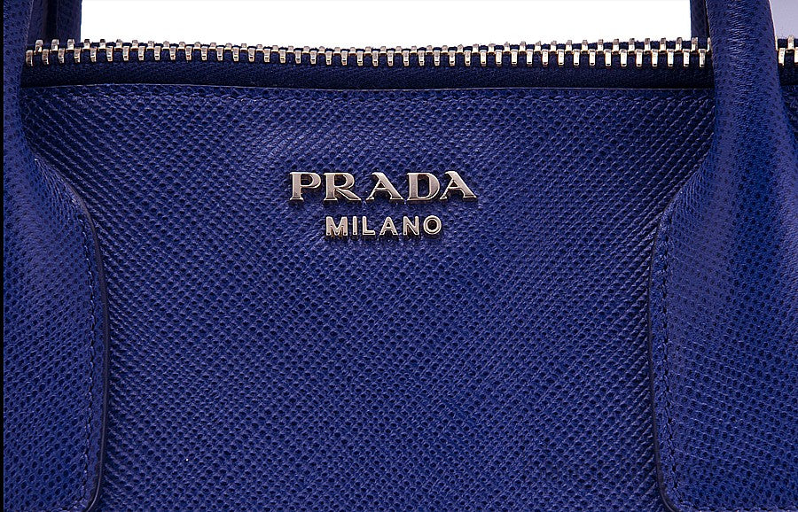 Saffiano Cuir Medium Triple Zip Tote