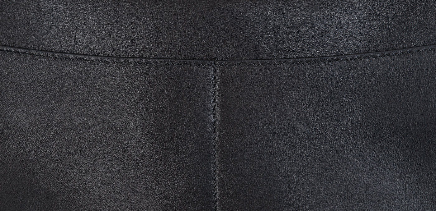 BALENCIAGA BLACK MEDIUM RODEO HANDBAG
