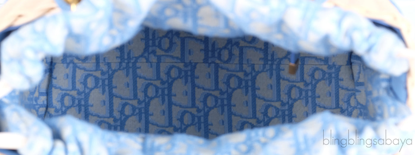 Lady Dior Natural Wicker & Light Blue Dior Oblique Jacquard Medium