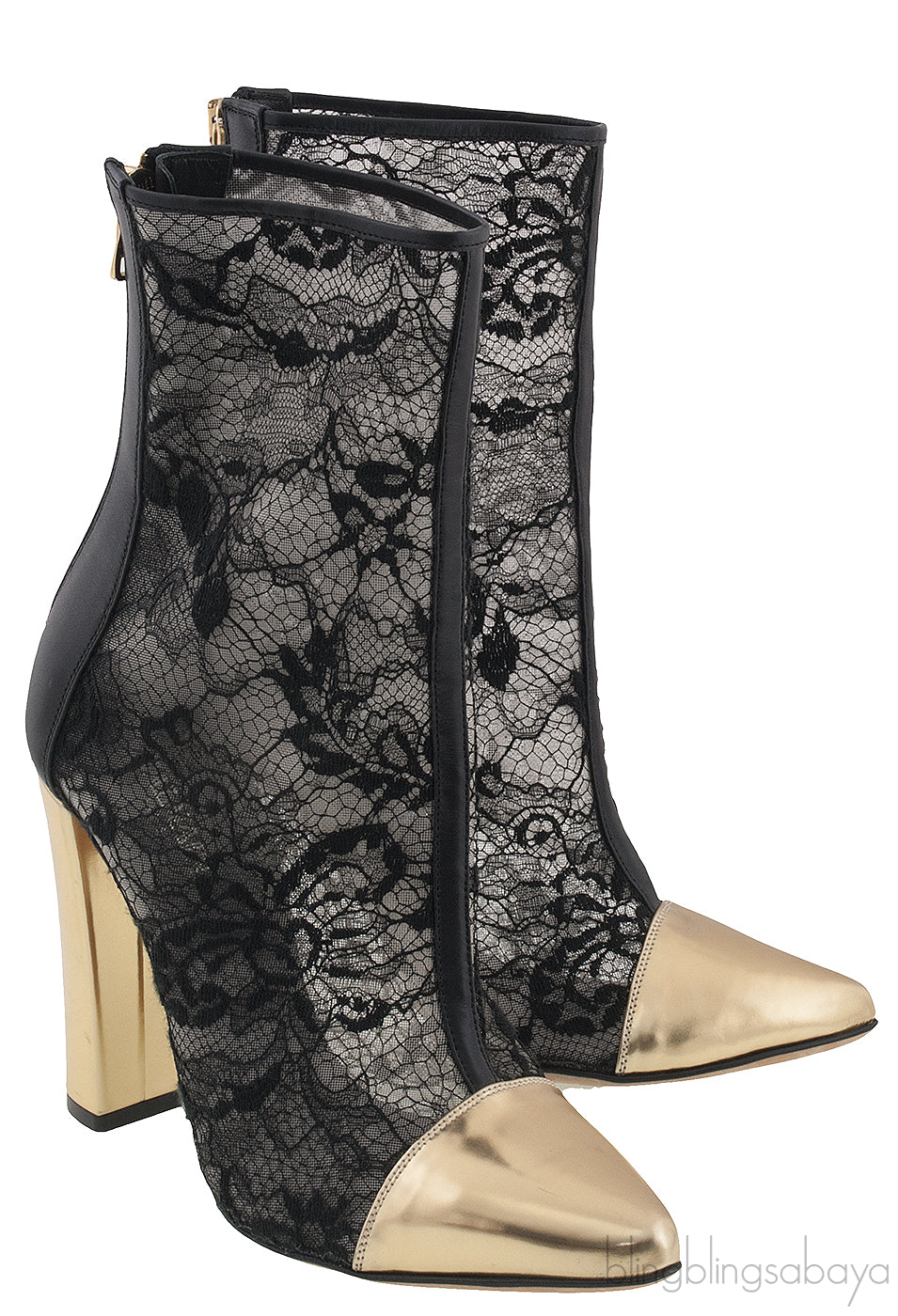 Lace Pointed-toe Boots