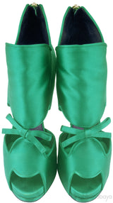 Green Satin Cloud Pump
