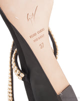 Black Crystal One Finger Sandals
