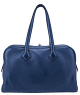 Victoria II Blue Obscur