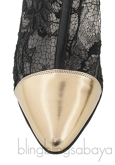 Lace Pointed-toe Boots