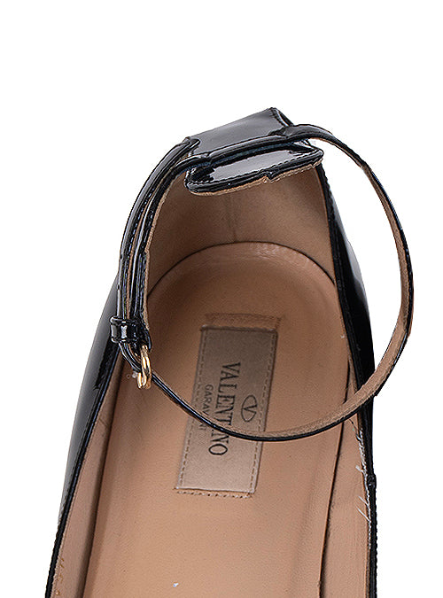 Valentino Garavani Black Patent Leather Ballet Flat 37.5