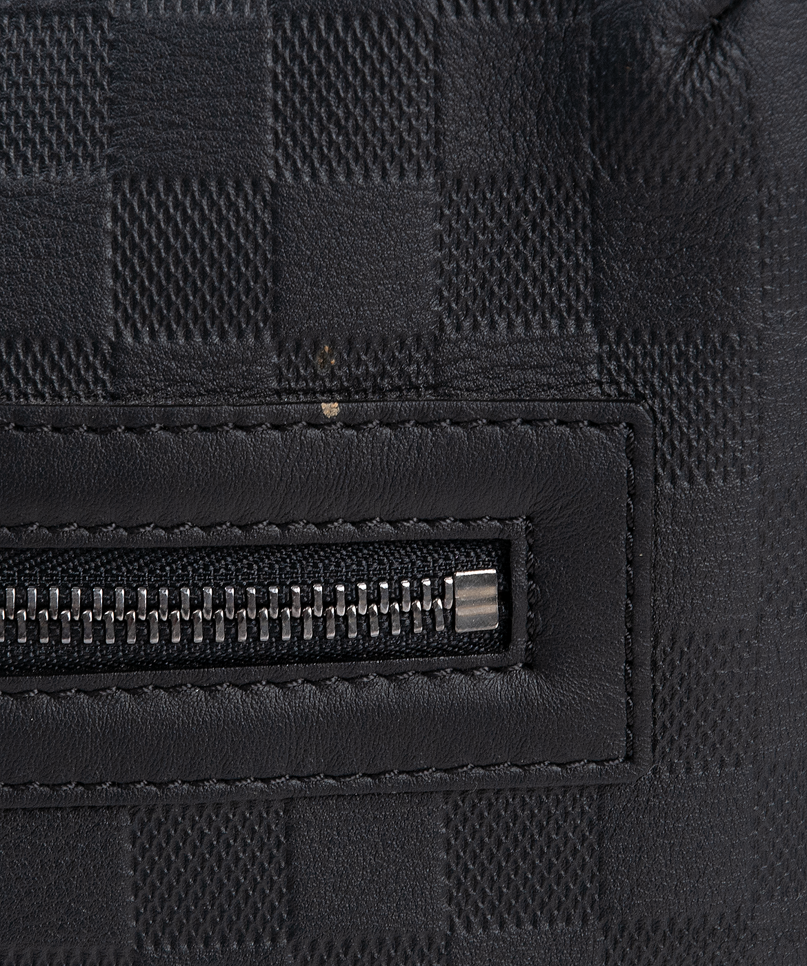 Black Infiniti Leather Calypso Messenger Bag MM